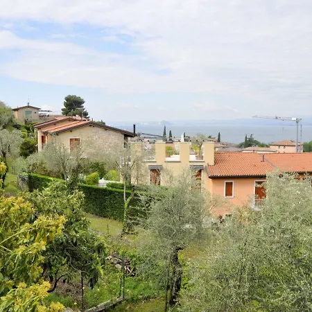 펜션 Oliveto Del Garda *