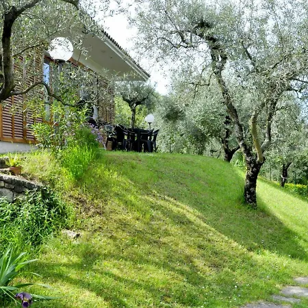 Oliveto Del Garda 펜션