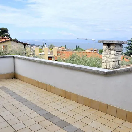 Oliveto Del Garda Torri Del Benaco