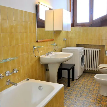 펜션 Oliveto Del Garda 토리델베나코