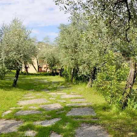 Oliveto Del Garda 펜션